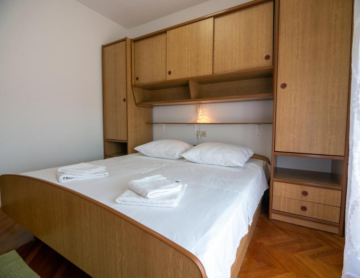Apartments Dokovic Barbat na Rabu Kültér fotó