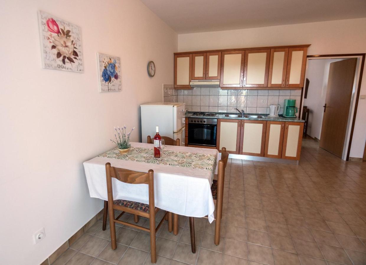 Apartments Dokovic Barbat na Rabu Kültér fotó