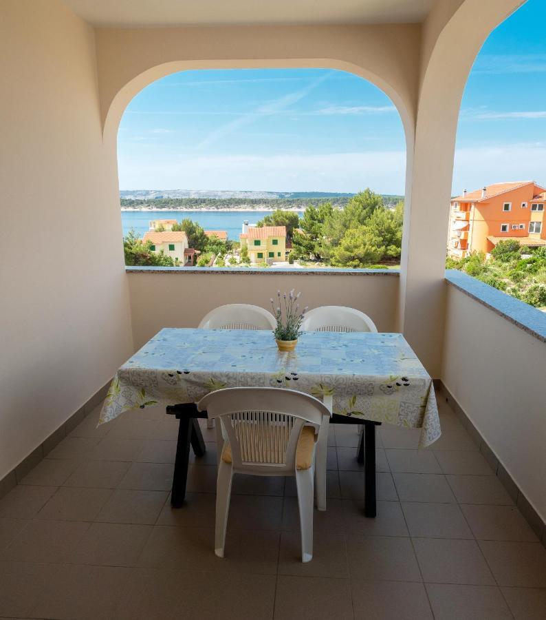 Apartments Dokovic Barbat na Rabu Kültér fotó