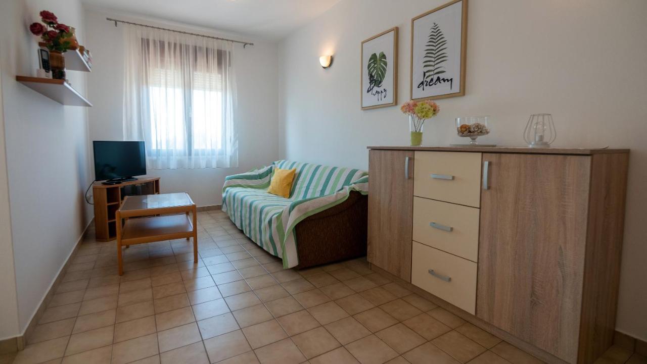 Apartments Dokovic Barbat na Rabu Kültér fotó